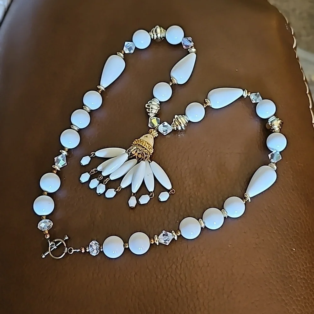 Vintage 1960s White Acrylic Aurora Borealis Crystal Beaded Tassel Necklace